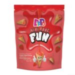 Dippo Mini Wafer Cones With Strawberry Cream 70gr